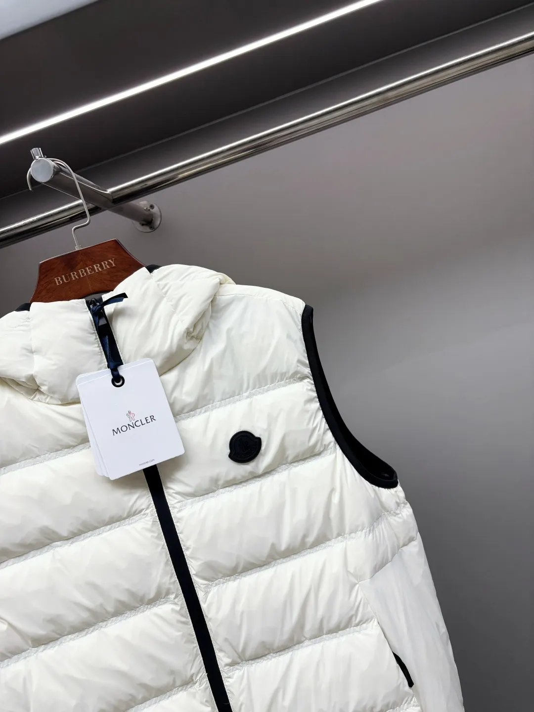Moncler New Arrival Classic Black White ， Same Style， 。 ， ， ， ， ～ ， ， ， ， ， ， ～ Sizes：M-XXXL ：Black White